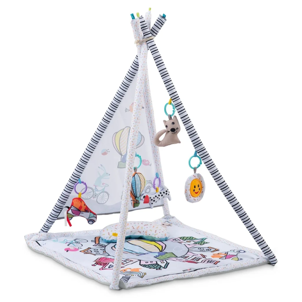 Britton Dery play mat and teepee assembled product view